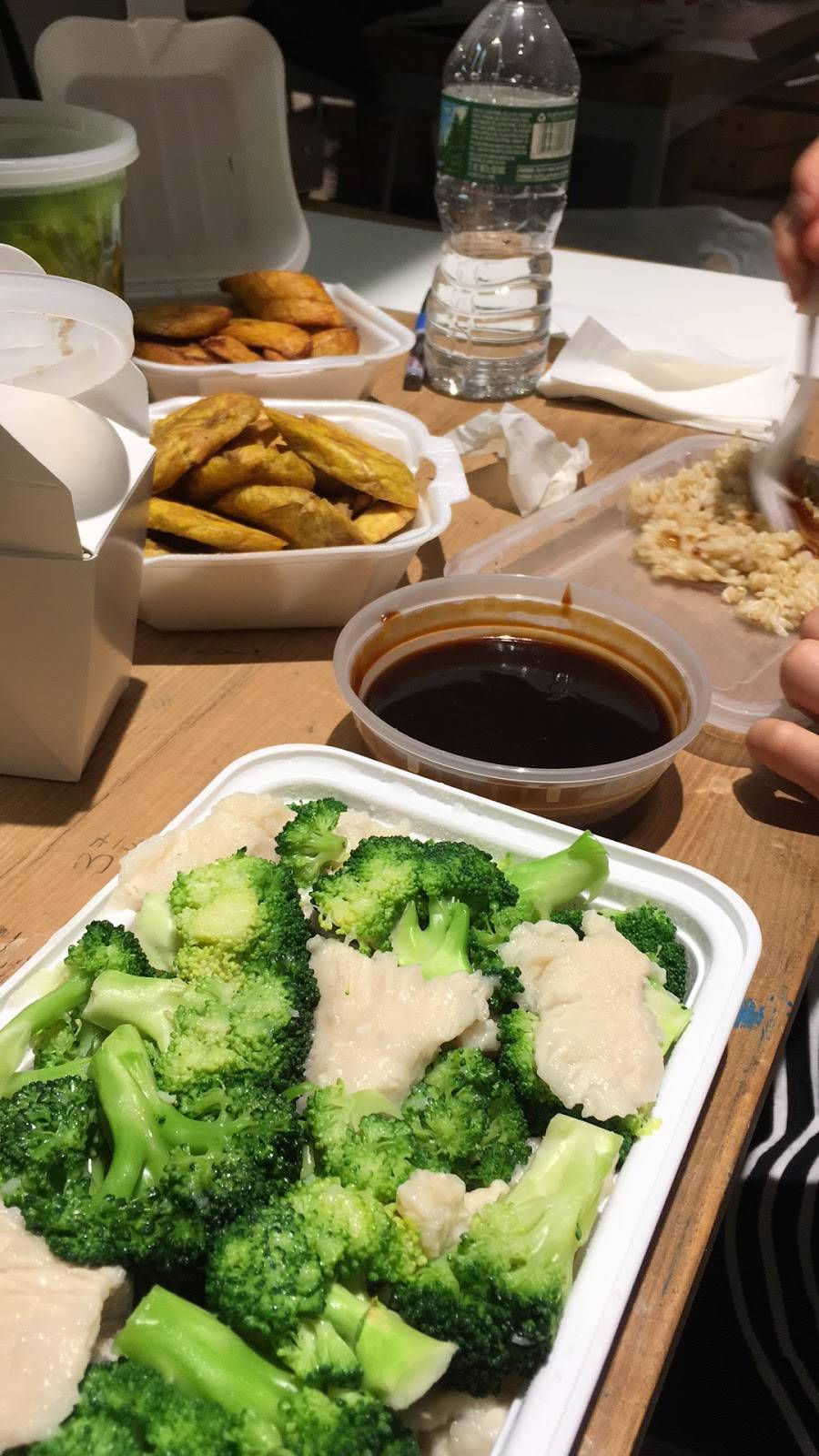 China Grill | restaurant | 43 Westridge Market Pl, Candler, NC 28715, USA | 8286678880 OR +1 828-667-8880