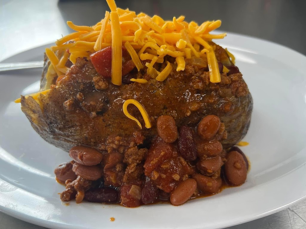 Pirates Cove / Pizza Pro | restaurant | 10186 Camp St, Dover, AR 72837, USA | 4793310135 OR +1 479-331-0135