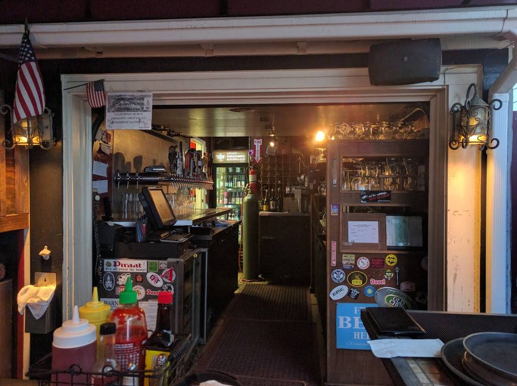 Public House La Jolla | restaurant | 830 Kline St, La Jolla, CA 92037, USA | 8585519210 OR +1 858-551-9210