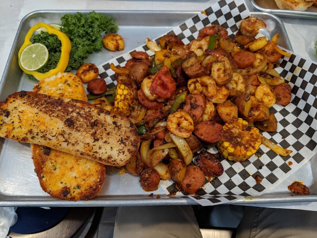 KING OF CRABS | restaurant | 7610 Reseda Blvd, Reseda, CA 91335, USA | 8186546403 OR +1 818-654-6403