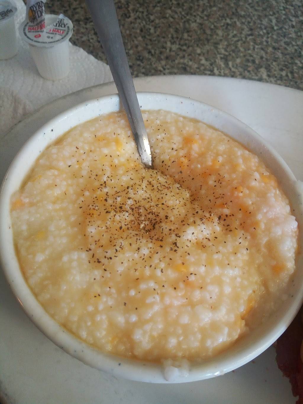 Simply Good Food | restaurant | 5741 Woodland Ave, Philadelphia, PA 19143, USA | 2157291622 OR +1 215-729-1622