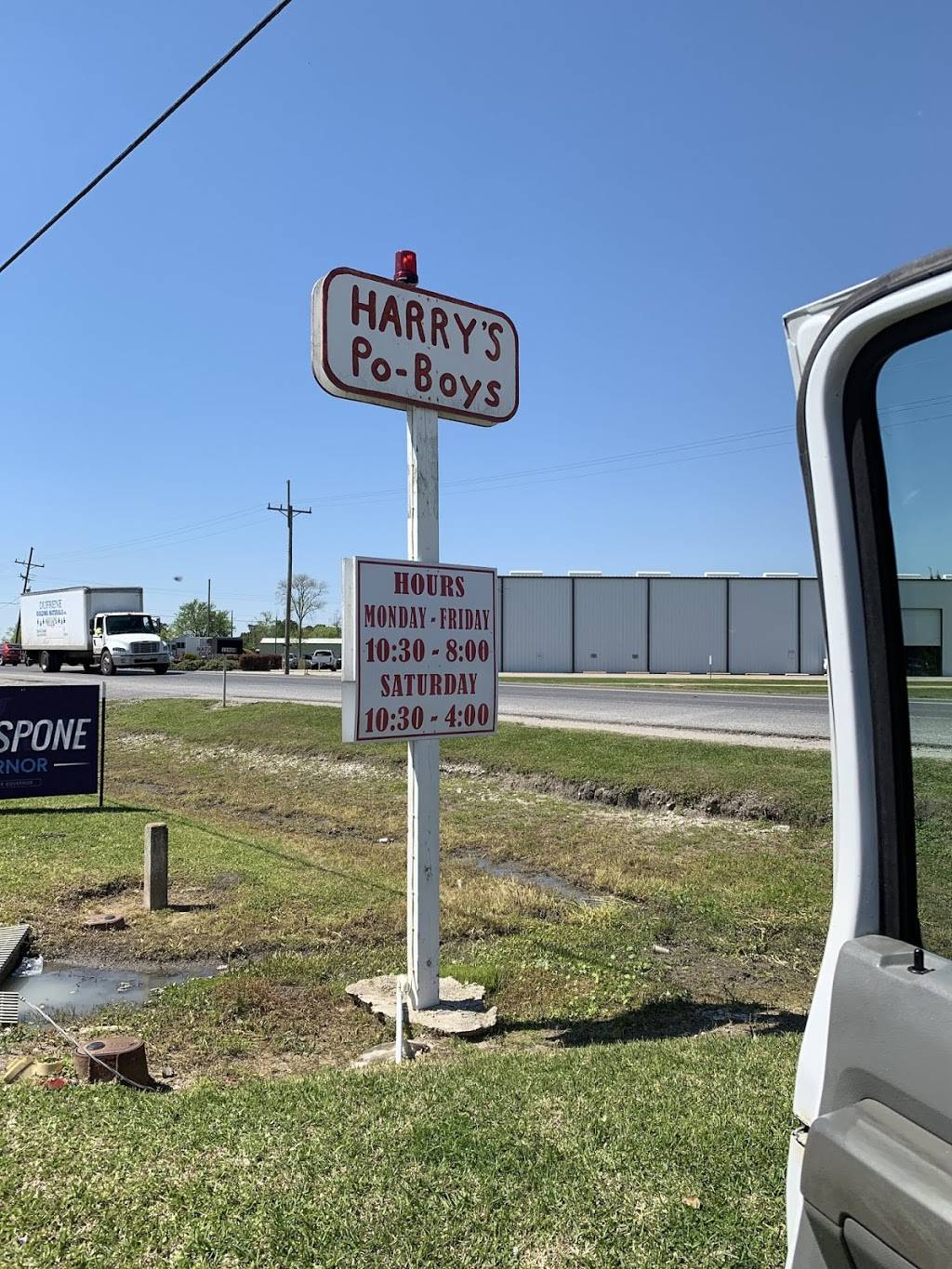 Harrys Po-Boys | meal takeaway | 11914 LA-308, Larose, LA 70373, USA | 9857987578 OR +1 985-798-7578