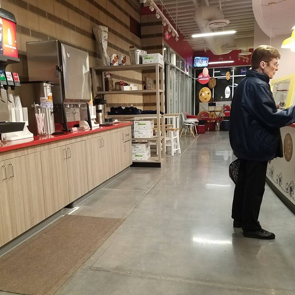 Uncle Biff’s Arizona | restaurant | 6239 N 7th St, Phoenix, AZ 85014, USA | 6028888990 OR +1 602-888-8990