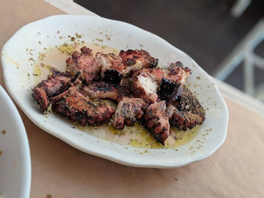 Tellys Taverna | restaurant | 28-13 23rd Ave, Astoria, NY 11105, USA | 7187289056 OR +1 718-728-9056