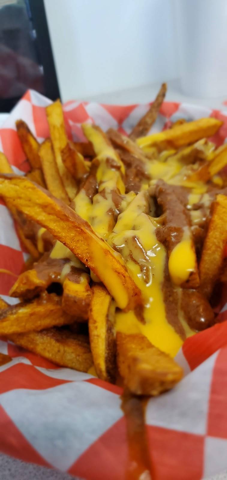 Wrigley Boys | restaurant | 1301 E Mansfield St, Bucyrus, OH 44820, USA | 4196177061 OR +1 419-617-7061