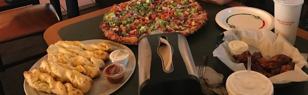 Round Table Pizza | meal delivery | 1161 E Washington Ave, Escondido, CA 92025, USA | 7604890191 OR +1 760-489-0191