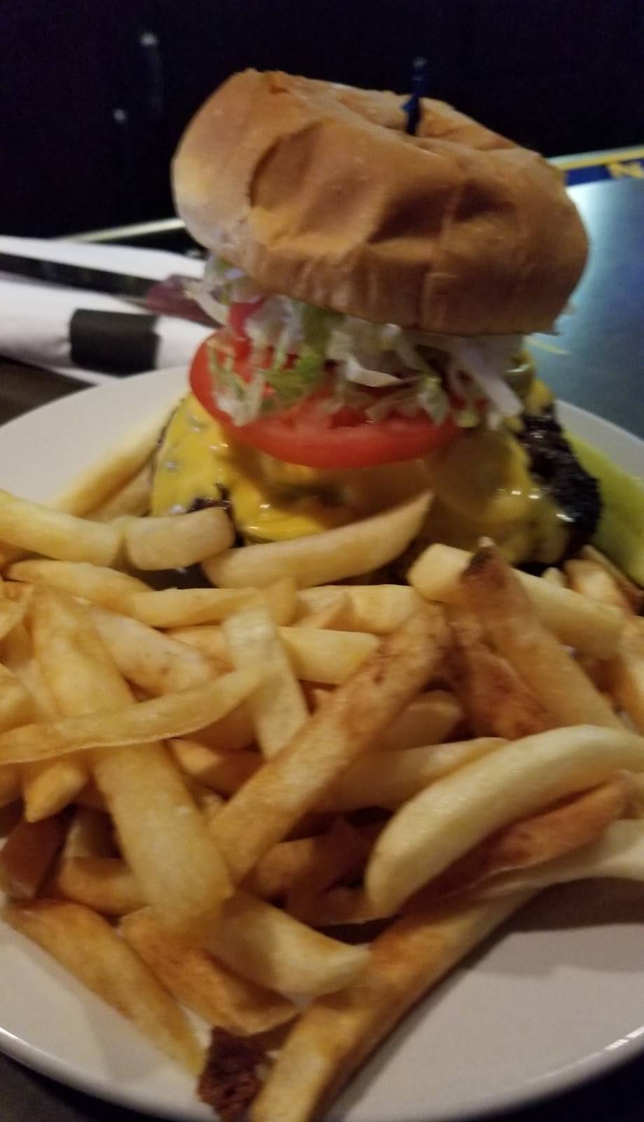 Red Baron | restaurant | 2495 Center Rd, Burton, MI 48519, USA | 8107441310 OR +1 810-744-1310