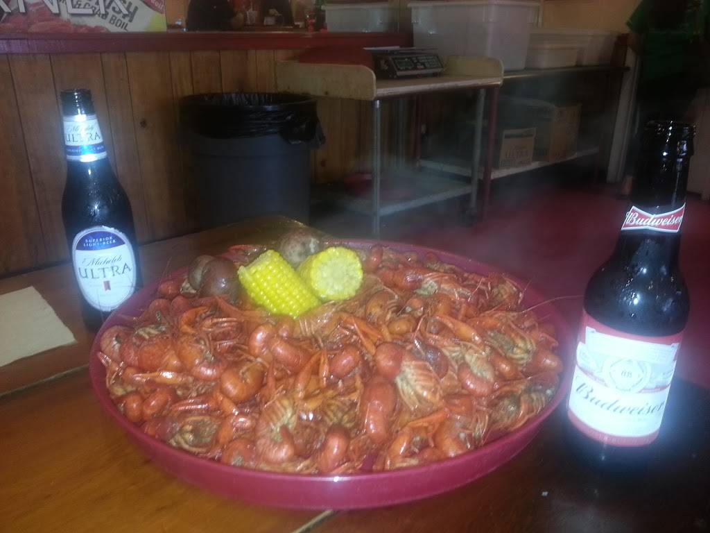 Seafood Corner Exxon | restaurant | 13654 Airline Hwy, Gonzales, LA 70737, USA | 2256446706 OR +1 225-644-6706