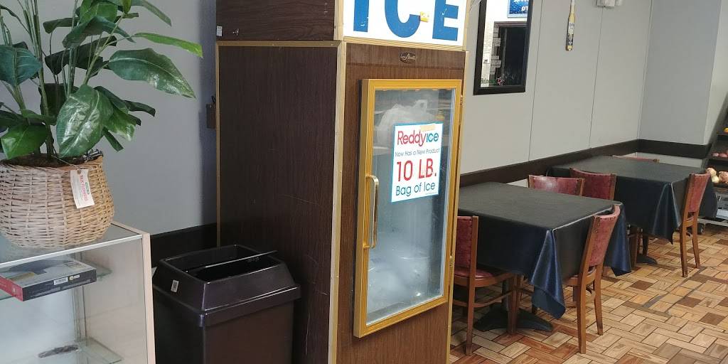 Karols Cafeteria | restaurant | 11640 Quail Roost Dr, Miami, FL 33157, USA | 7862425996 OR +1 786-242-5996