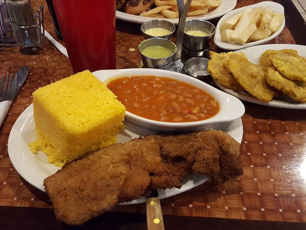 The Chicken House Restaurant | restaurant | 422 E Main St, Middletown, DE 19709, USA | 3023767793 OR +1 302-376-7793