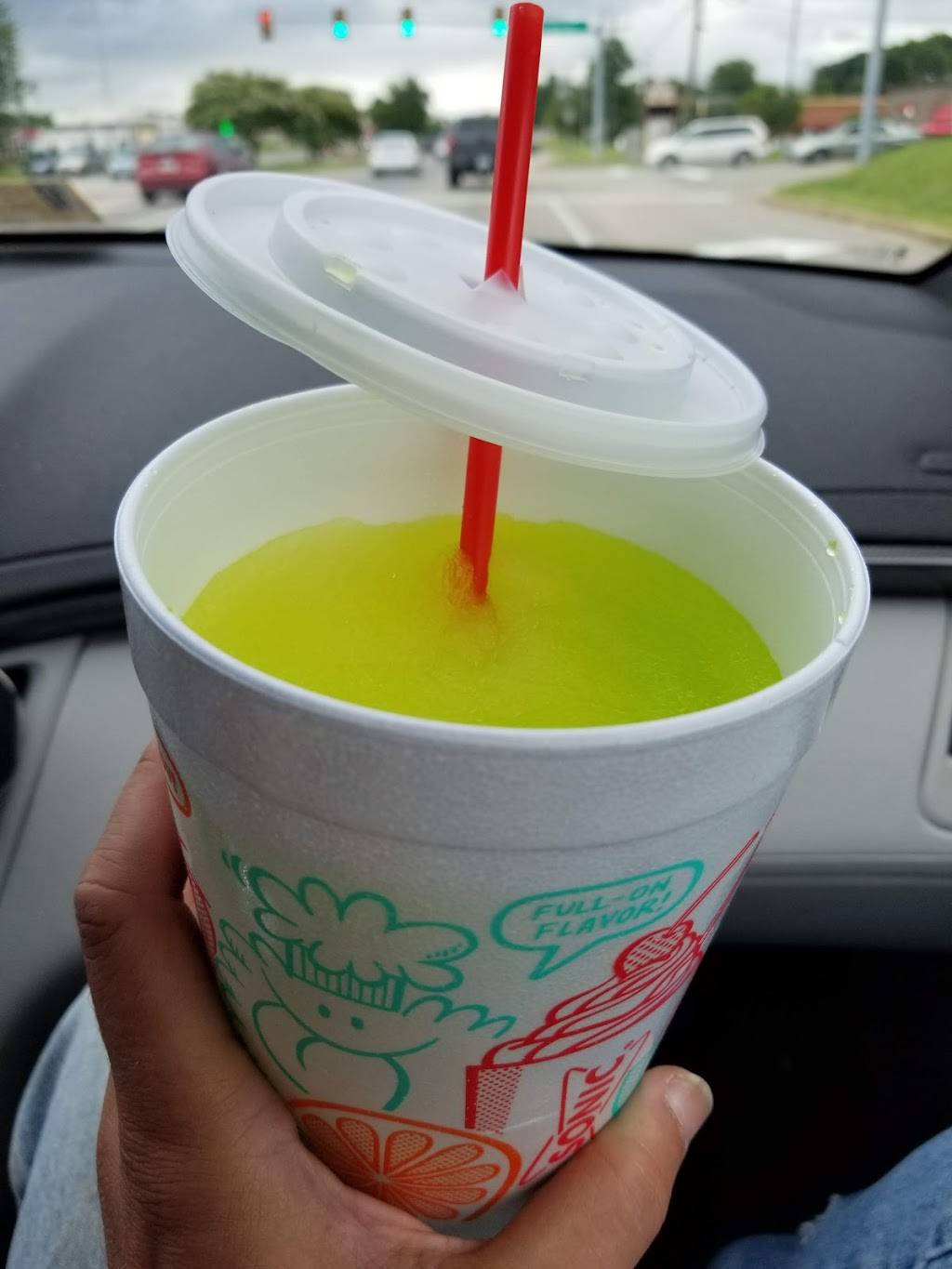 Sonic Drive-In | restaurant | 11110 Midlothian Turnpike, Richmond, VA 23235, USA | 8043790451 OR +1 804-379-0451