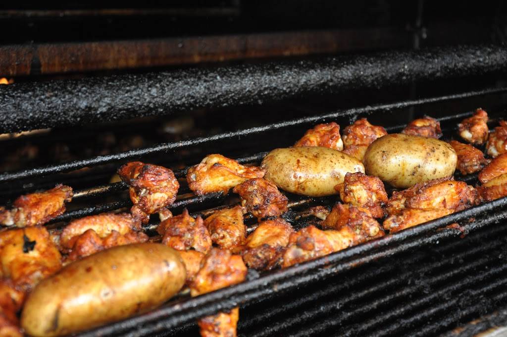 Silver Lake Chicken Shack | restaurant | 8343 W Hazel Rd, Mears, MI 49436, USA | 2318732511 OR +1 231-873-2511