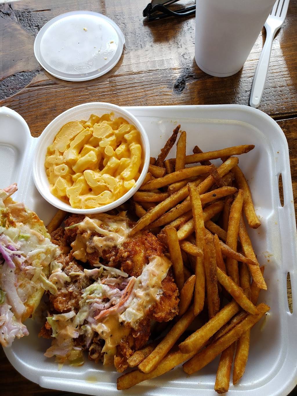 Louies Hot Chicken & Barbecue | restaurant | 4222 Poplar Level Rd, Louisville, KY 40213, USA | 5027094274 OR +1 502-709-4274
