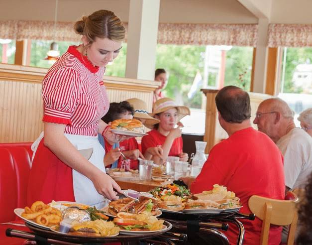 The Cherry Hut | bakery | 211 N Michigan Ave, Beulah, MI 49617, USA | 2318824431 OR +1 231-882-4431