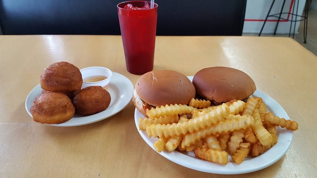 Oi Polloi | restaurant | 217 6th St, Salem, VA 24153, USA | 5405987777 OR +1 540-598-7777