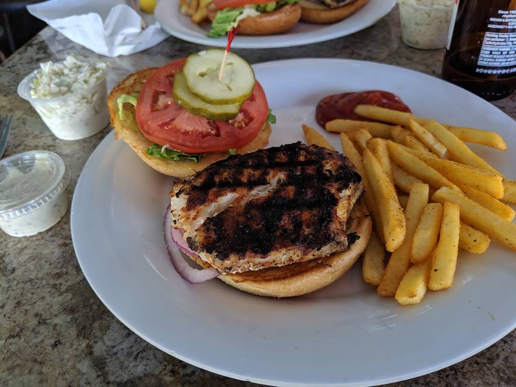 Smokin Oyster Brewery | restaurant | 340 Old San Carlos Blvd, Fort Myers Beach, FL 33931, USA | 2394633474 OR +1 239-463-3474