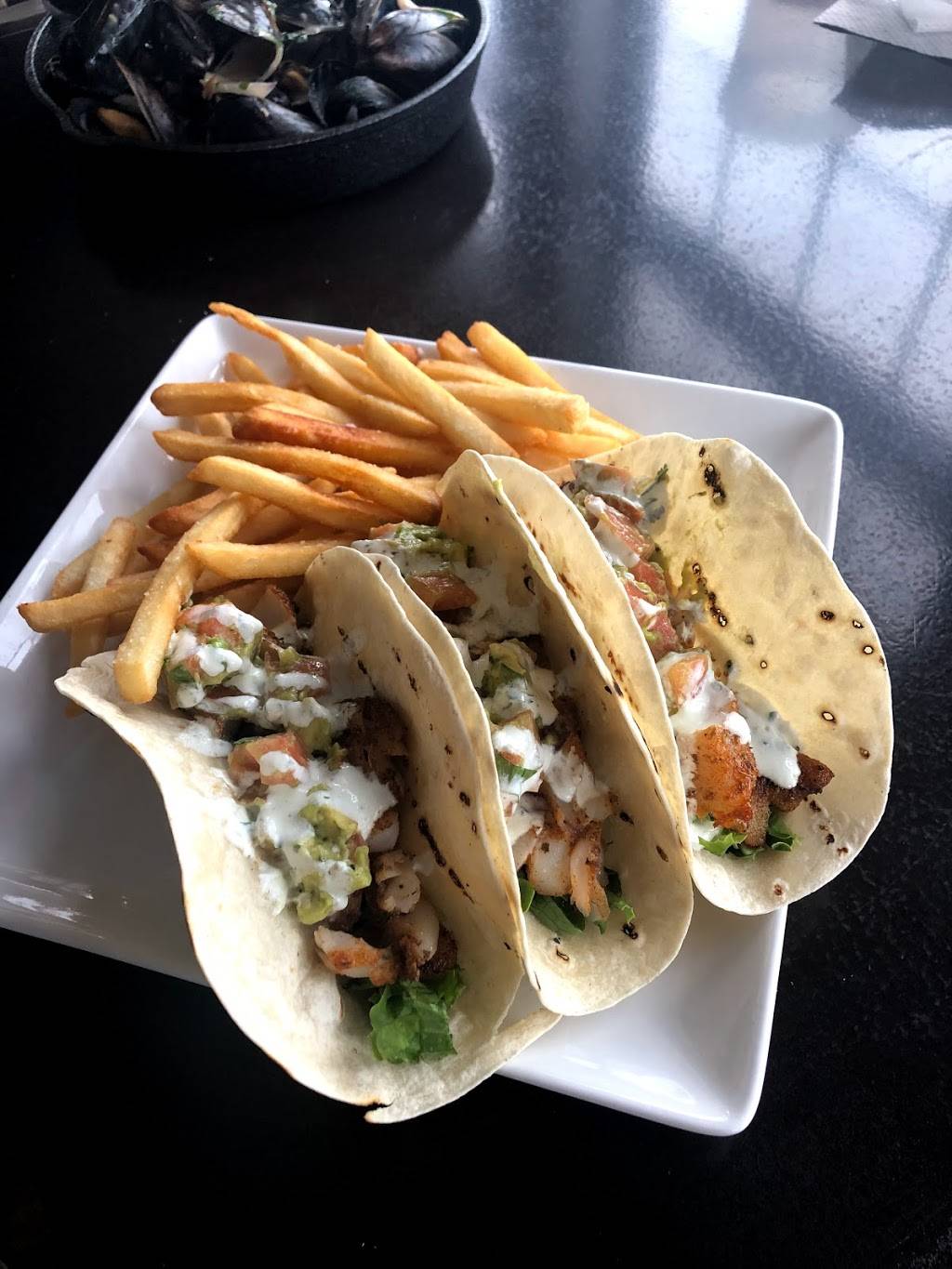 Portside Waterfront Kitchen & Bar | restaurant | 175 Bridge Rd, Salisbury, MA 01952, USA | 9783581700 OR +1 978-358-1700