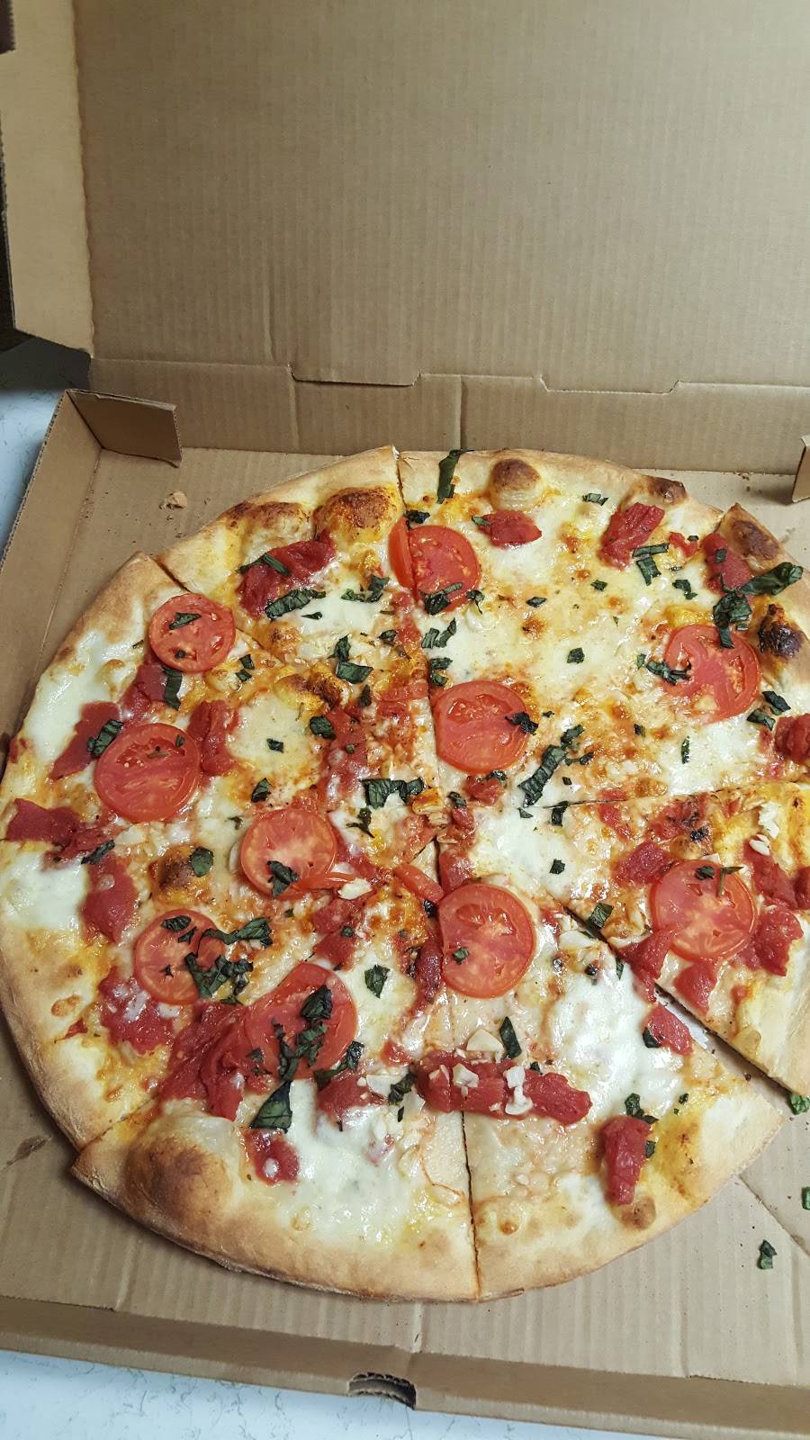 Big Apple Pizza & Pasta | restaurant | 11722 SE Federal Hwy, Hobe Sound, FL 33455, USA | 7725462073 OR +1 772-546-2073