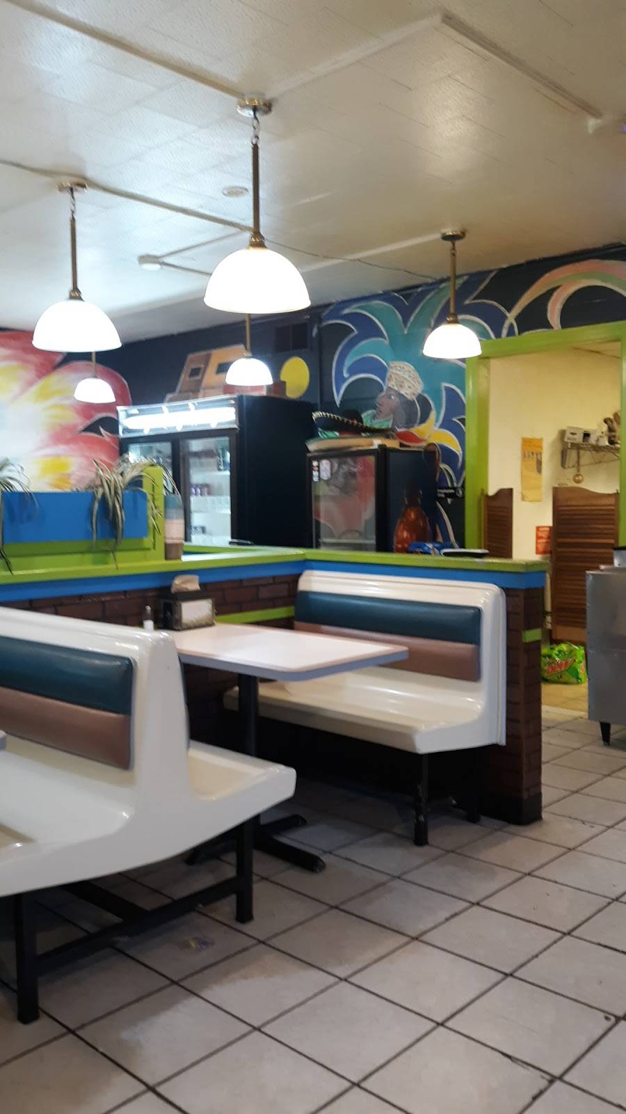 Luceros Mexican Restaurant | meal takeaway | 146 N Elm St, Ottawa, OH 45875, USA | 4195239263 OR +1 419-523-9263