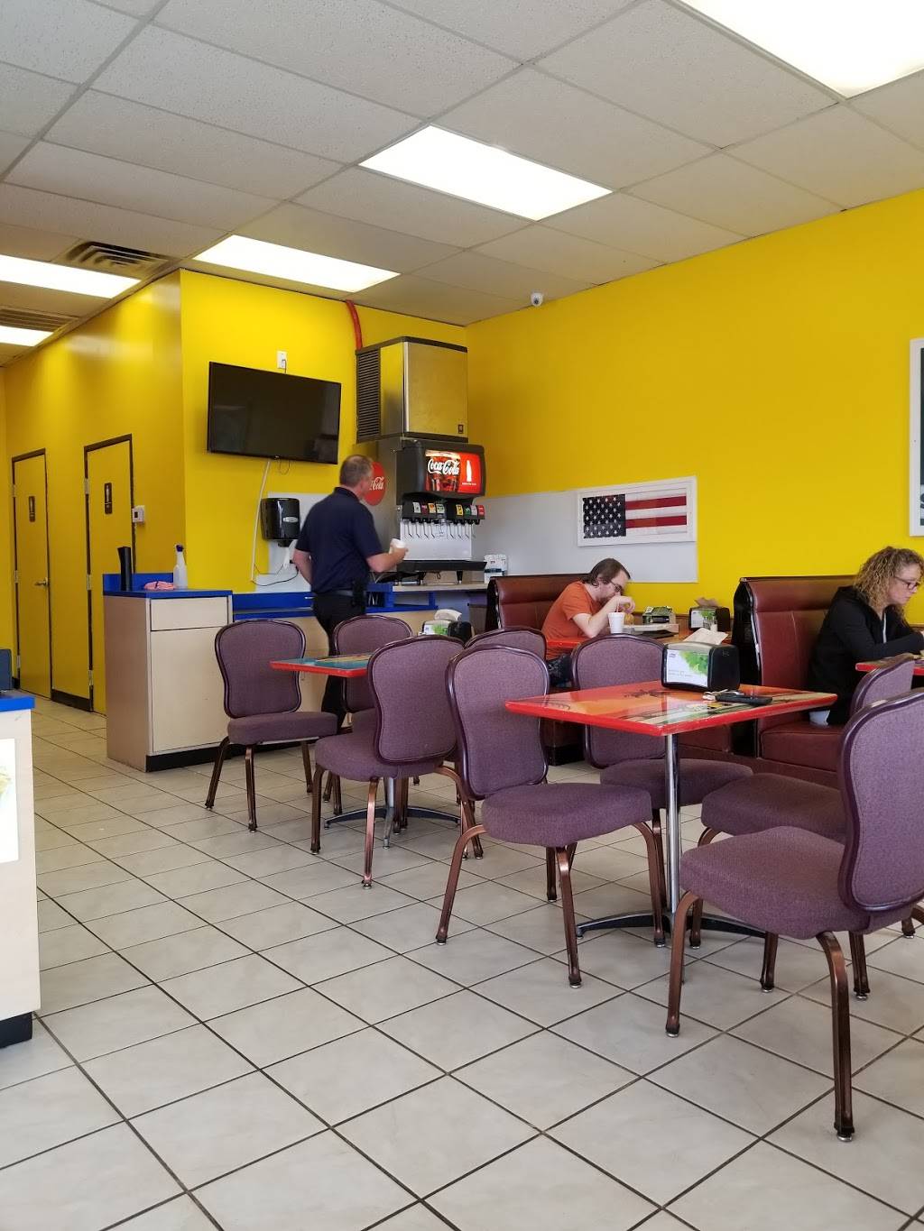 Famous Taco | restaurant | 1500 W Lake Lansing Rd, East Lansing, MI 48823, USA | 5173242800 OR +1 517-324-2800