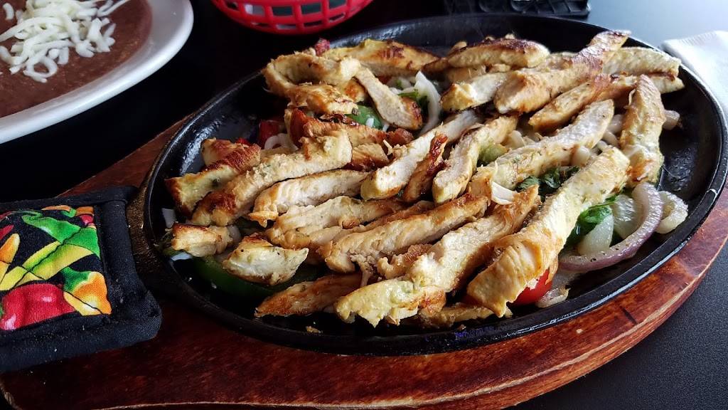 Rositas Latin Cuisine | restaurant | 534 Middle Turnpike E, Manchester, CT 06040, USA | 8604323006 OR +1 860-432-3006