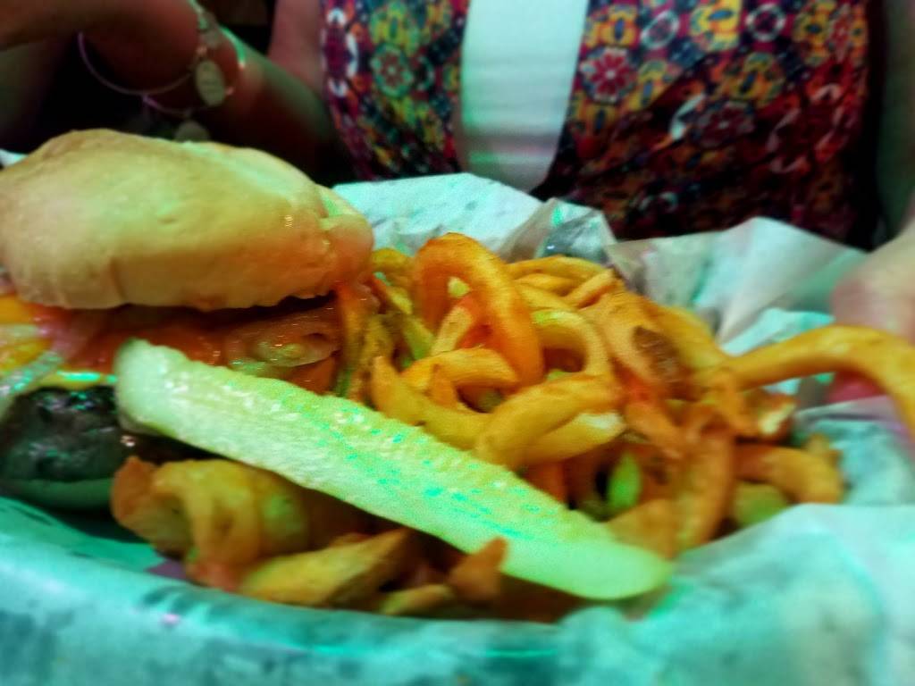 Wings Etc. | restaurant | 5899 Northwest Hwy Unit G, Crystal Lake, IL 60014, USA | 8154448180 OR +1 815-444-8180