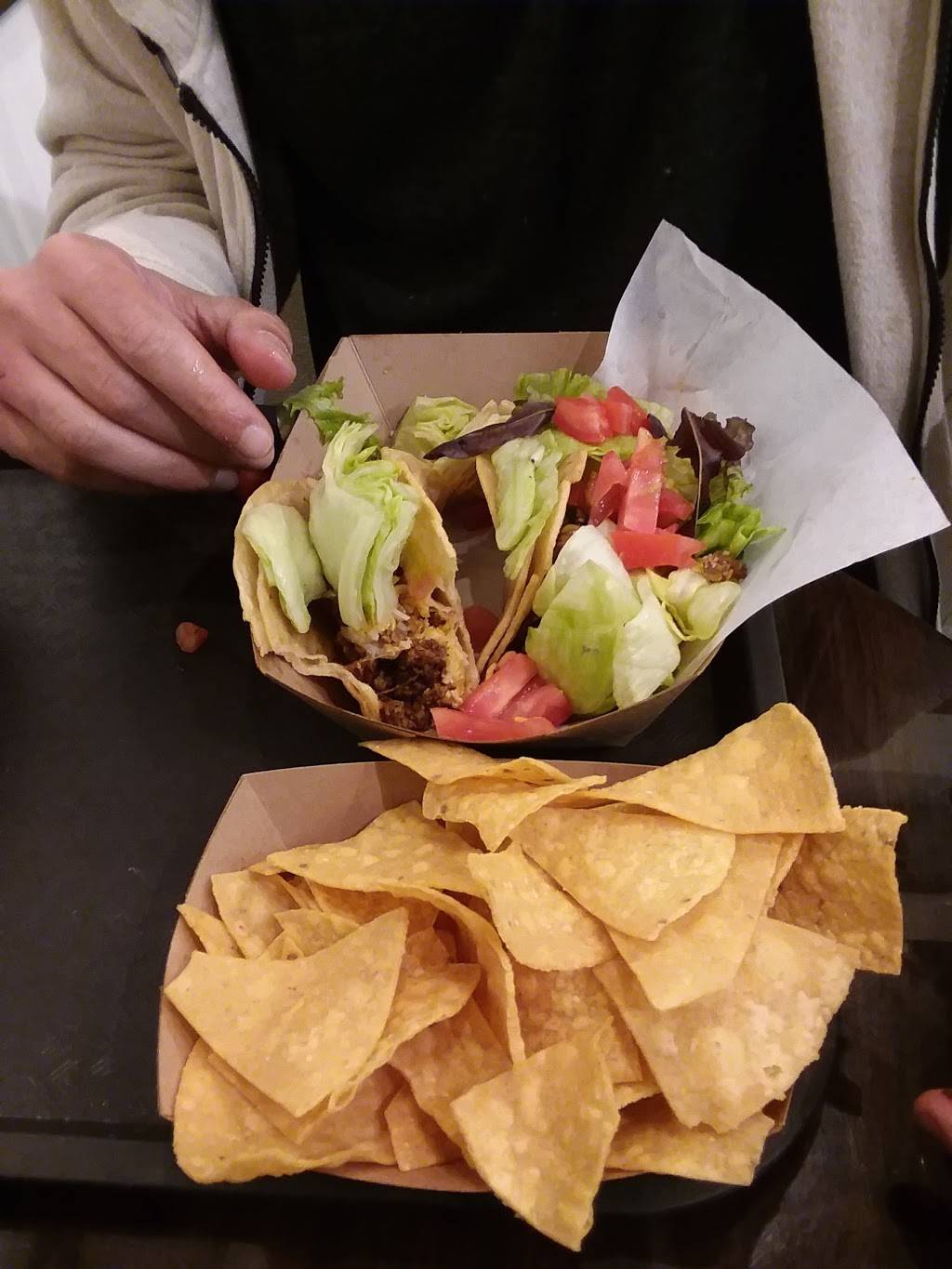 Plancha Tacos | restaurant | 8250 W 3rd St, Los Angeles, CA 90048, USA | 3239519911 OR +1 323-951-9911