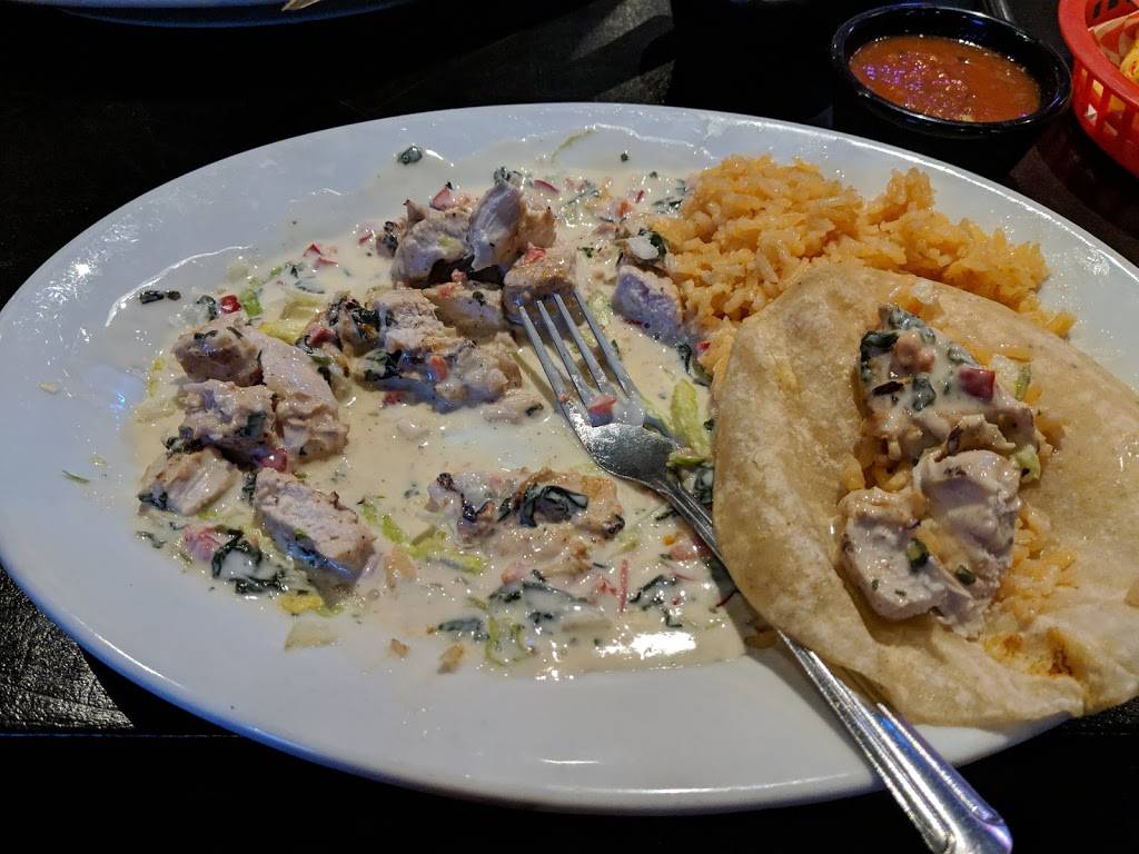 Amigos Grill & Cantina | restaurant | 2737 S 47th St, Kansas City, KS 66106, USA | 9137229800 OR +1 913-722-9800