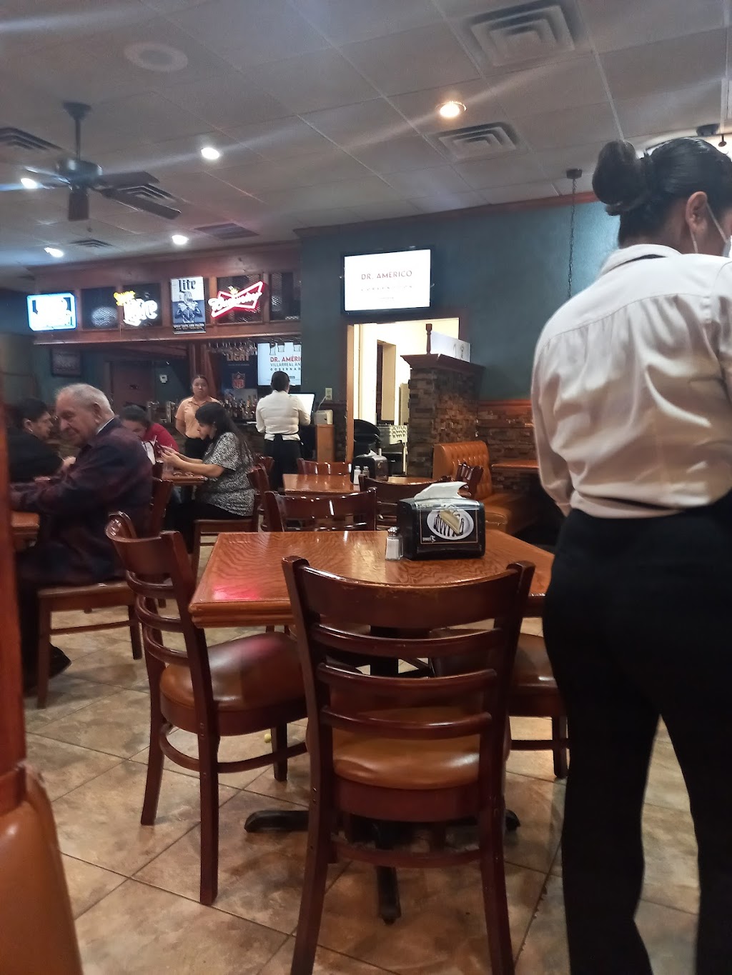 Dannys Restaurant | restaurant | 4402 San Bernardo Ave, Laredo, TX 78041, USA | 9567261139 OR +1 956-726-1139