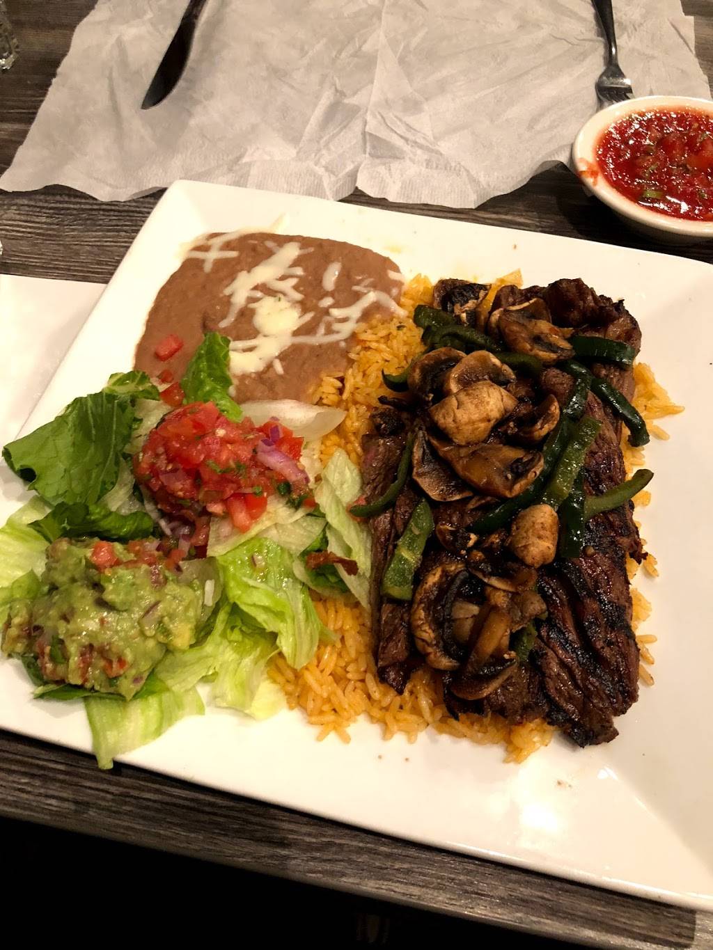 Garcias Grill | restaurant | 516 N Race St, Glasgow, KY 42141, USA | 2703612900 OR +1 270-361-2900