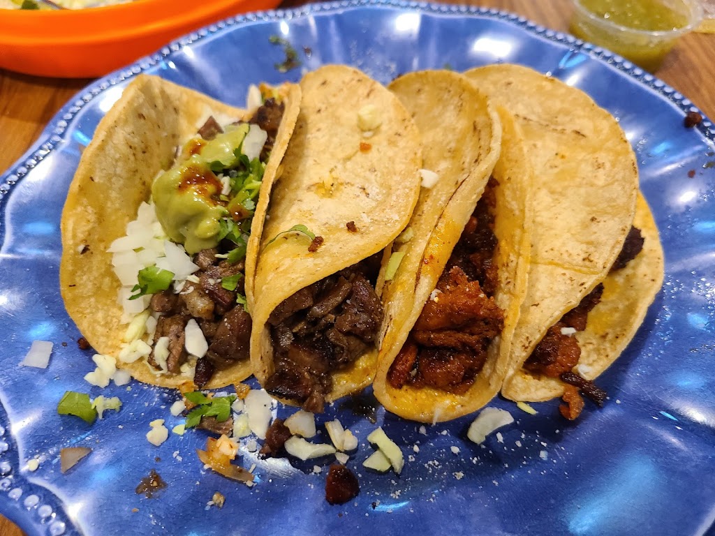 Birrieria Del Pueblo & Cantina | restaurant | 2015 W 8th St, Yuma, AZ 85364, USA | 9287508678 OR +1 928-750-8678