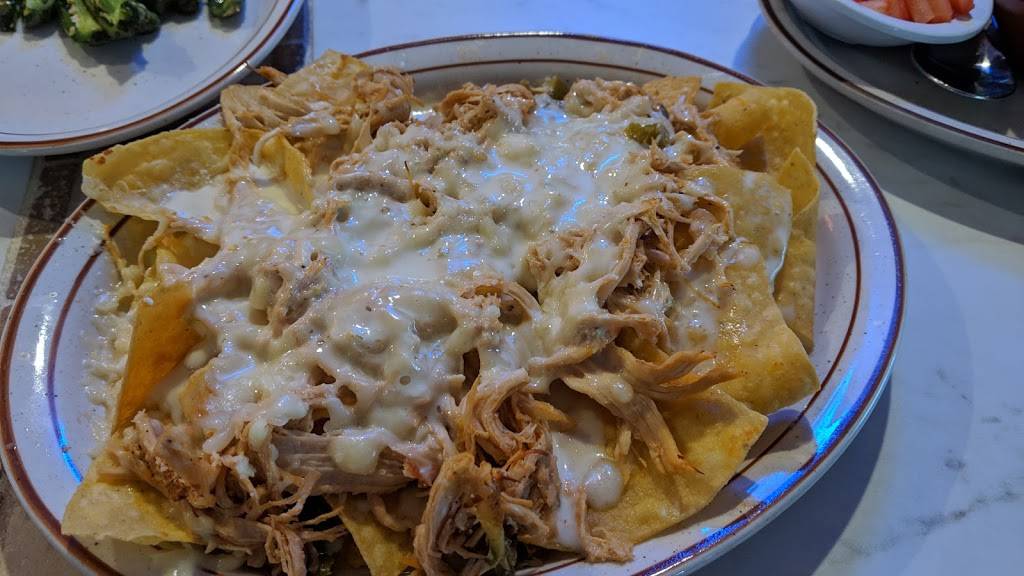 Dos Lunas | restaurant | 12 S Tippecanoe Dr, Tipp City, OH 45371, USA | 9378773277 OR +1 937-877-3277