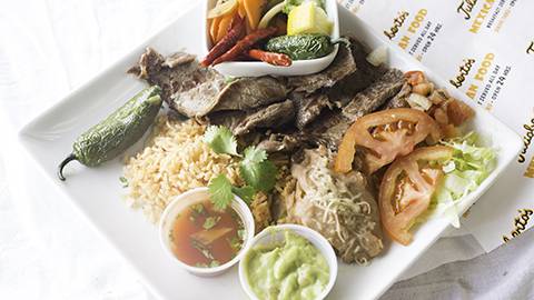 Julioberto’s Fresh Mexican Food | restaurant | 2750 E Thomas Rd, Phoenix, AZ 85016, USA | 6029529494 OR +1 602-952-9494