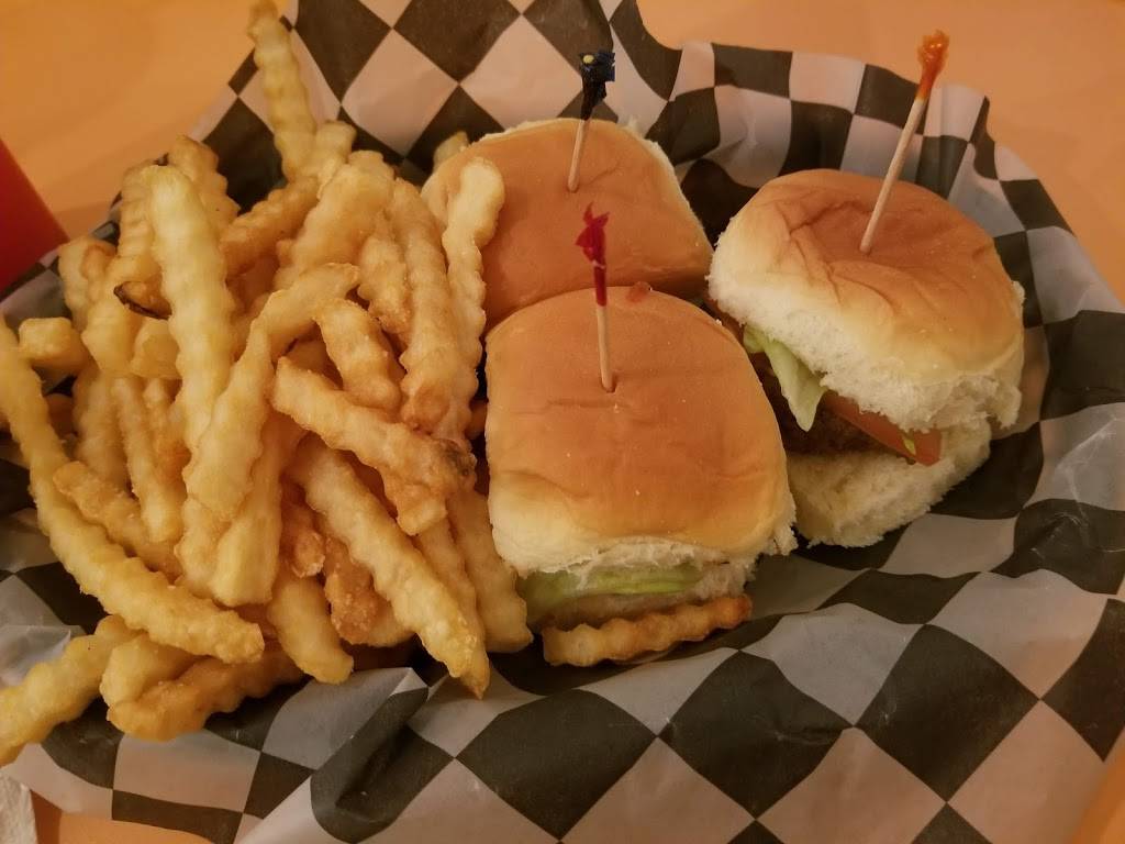 Stewarts of Cape May | restaurant | 502 Washington St, Cape May, NJ 08204, USA | 6098499255 OR +1 609-849-9255