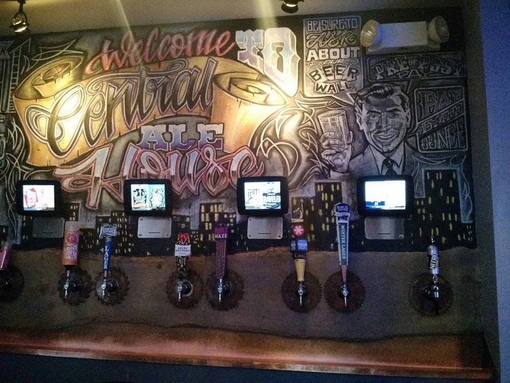 Central Ale House | restaurant | 23 Central St, Manchester, NH 03101, USA | 6039357779 OR +1 603-935-7779