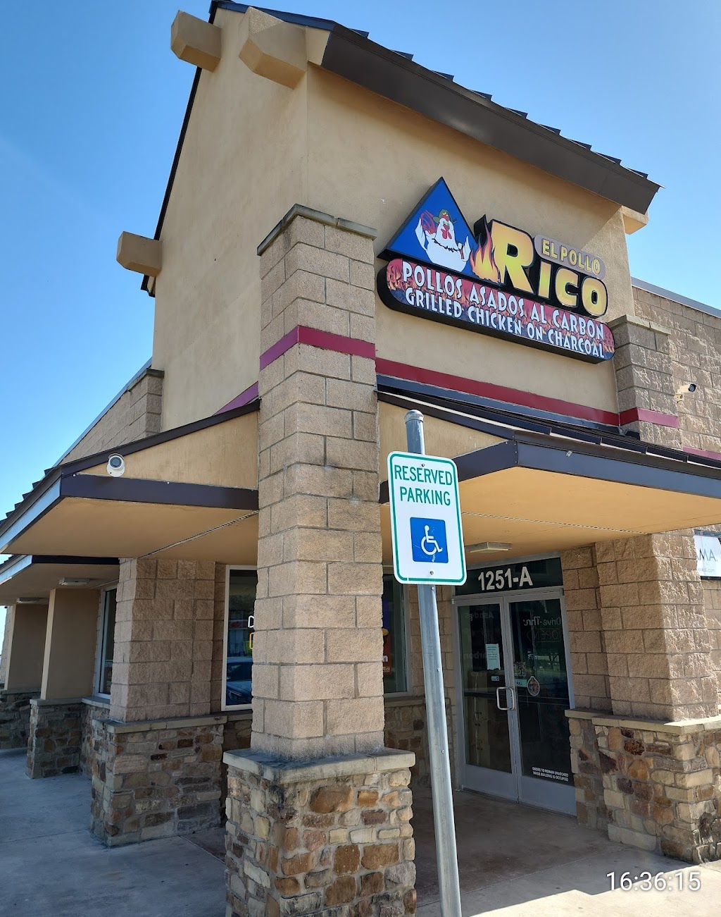 El Pollo Rico #17 | restaurant | 1251 University Blvd, Round Rock, TX 78665, USA | 5122438420 OR +1 512-243-8420