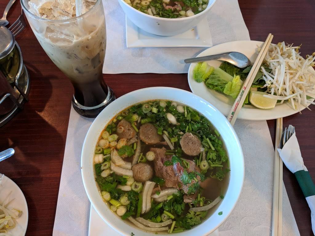 Thai Avenue | restaurant | 8516 Homestead Dr #101, Zeeland, MI 49464, USA | 6167489991 OR +1 616-748-9991