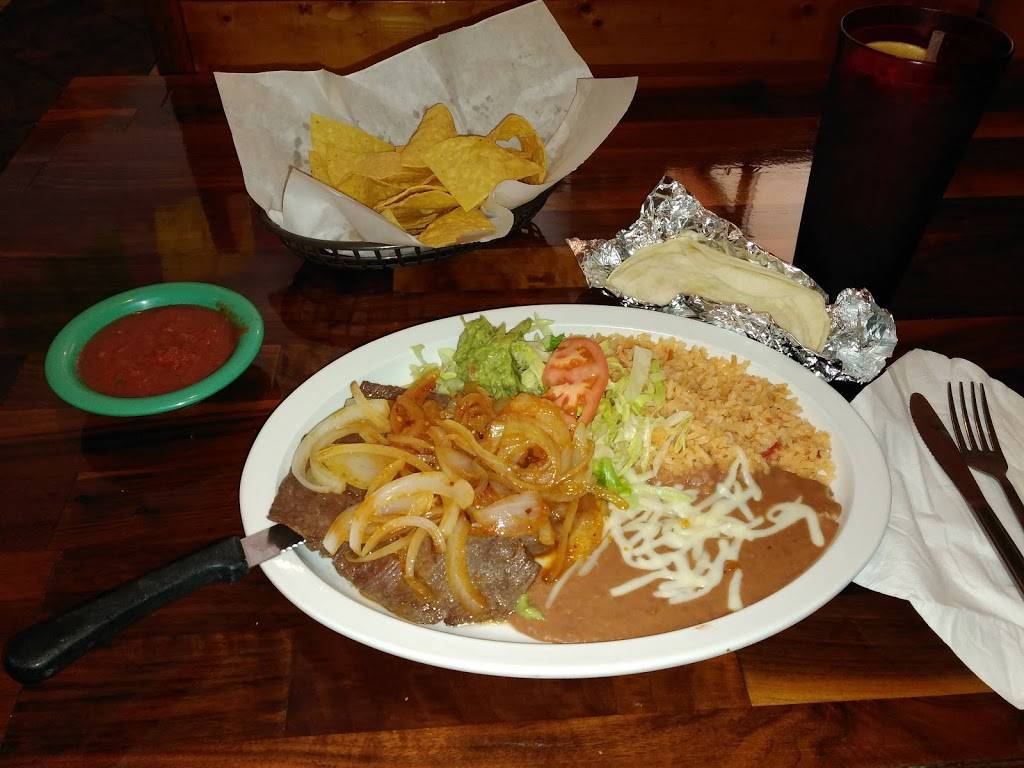El Potro Mexican Restaurant | restaurant | 614 Edwardsville Rd, Troy, IL 62294, USA | 6186672558 OR +1 618-667-2558