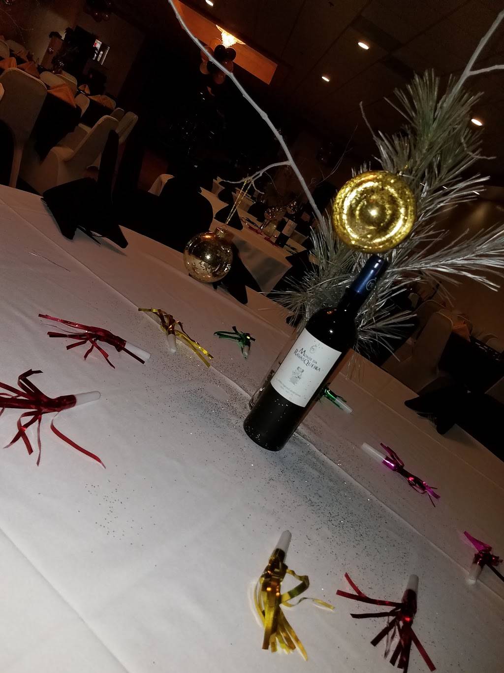 Santana Restaurant And Function Hall | restaurant | 684 Crescent St, Brockton, MA 02302, USA | 7742235327 OR +1 774-223-5327