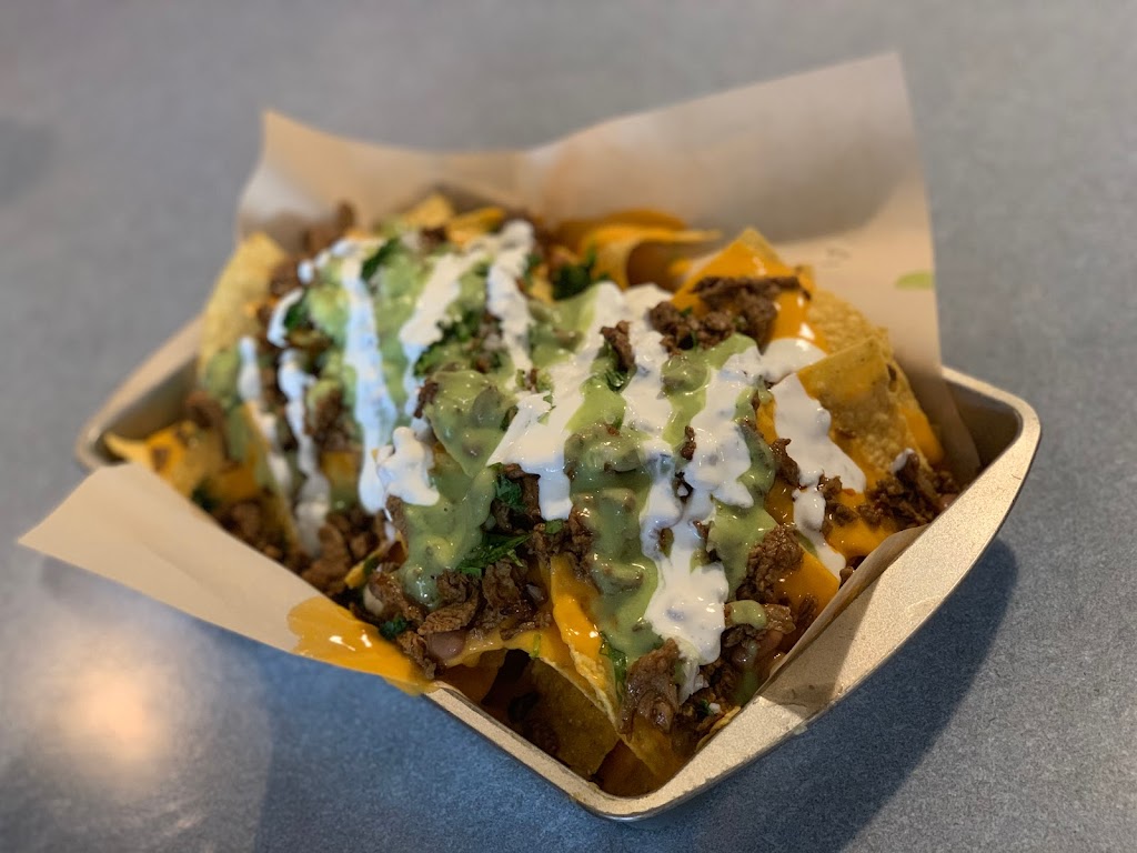 Javis Chicken and Churros | restaurant | 110 Wine Country Rd, Grandview, WA 98930, USA | 5092036052 OR +1 509-203-6052