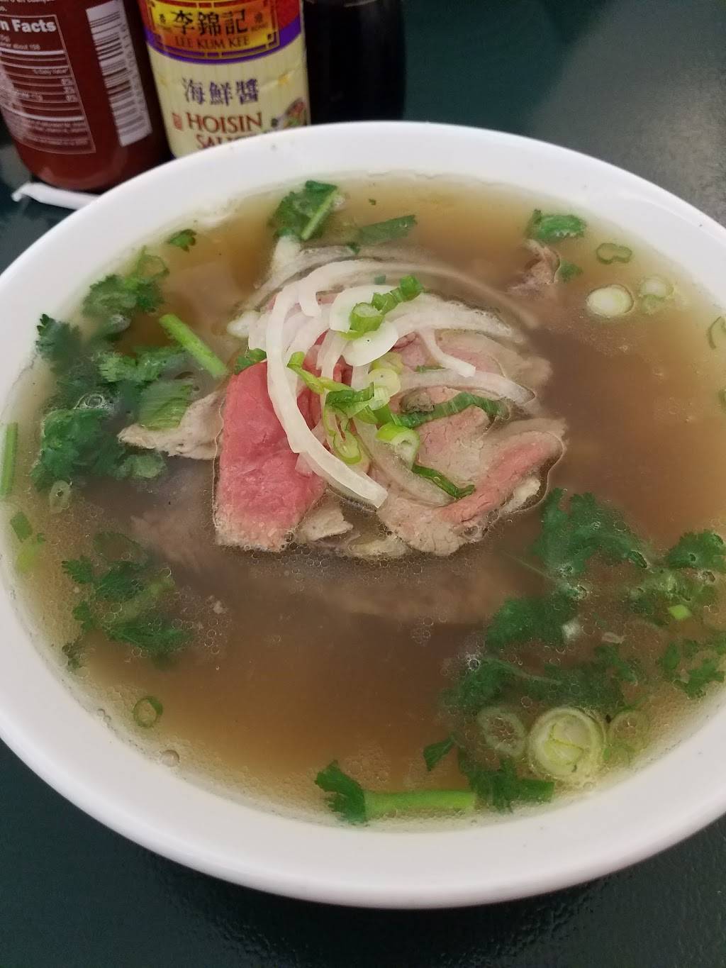 K C Noodle | restaurant | 3403 S Mooney Blvd, Visalia, CA 93277, USA | 5596229735 OR +1 559-622-9735