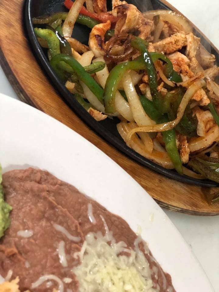 El Molcajete Mexican restaurant | restaurant | 6640 Hwy 412 South, Bells, TN 38006, USA | 7316630094 OR +1 731-663-0094