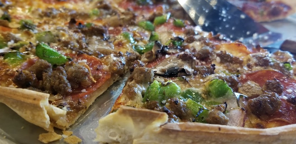 Jims Razorback Pizza | restaurant | 16101 Cantrell Rd #109, Little Rock, AR 72223, USA | 5018683250 OR +1 501-868-3250