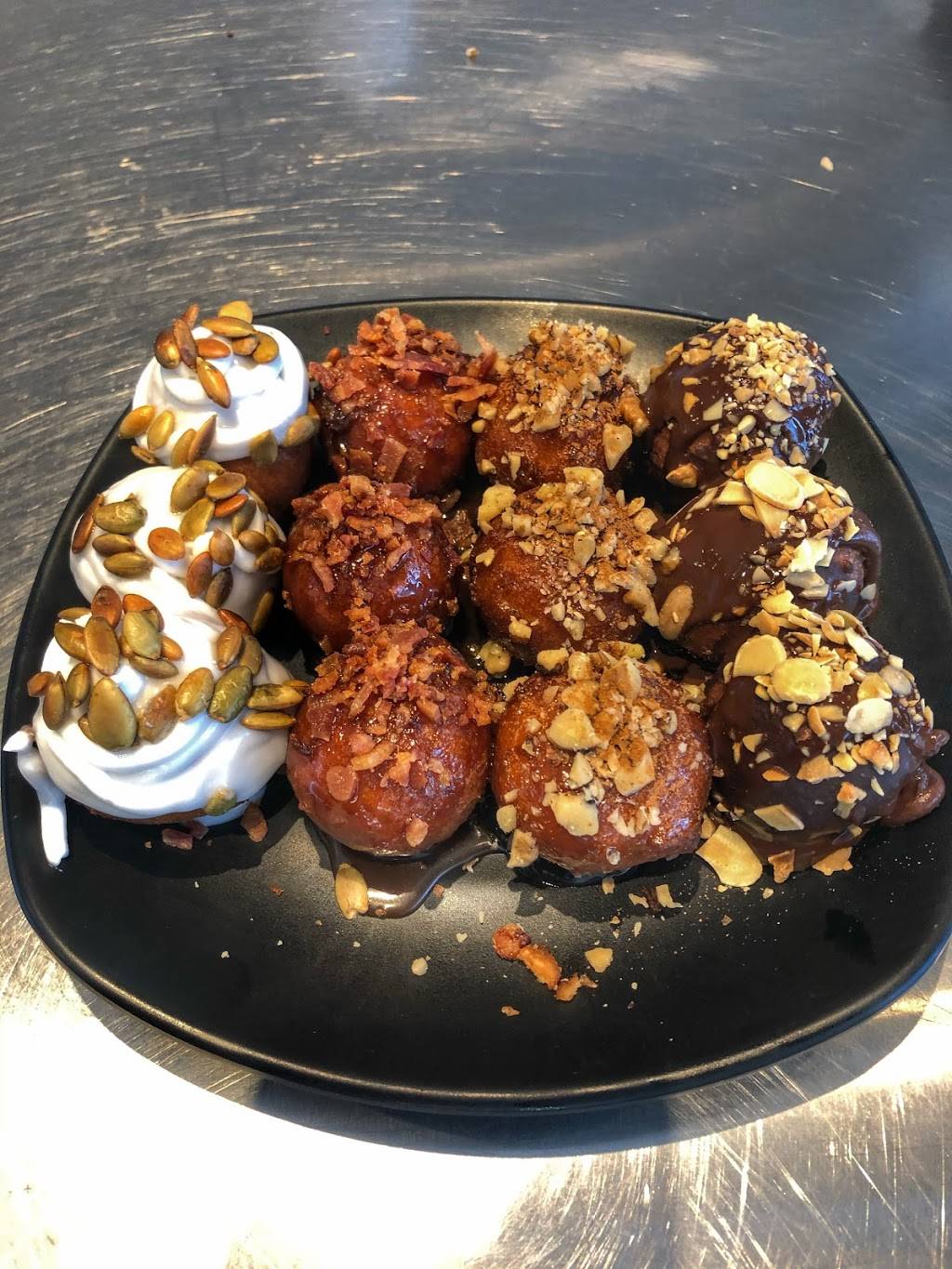 Poké Puff | restaurant | 2336 Ch Ste-Foy, Québec, QC G1V 1S5, Canada | 5814916677 OR +1 581-491-6677