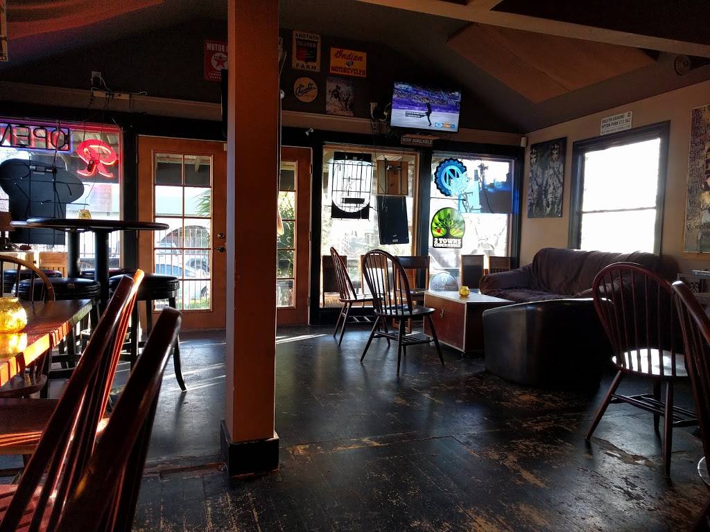 The Blu Grouse | restaurant | 9839 17th Ave SW, Seattle, WA 98106, USA | 2063974302 OR +1 206-397-4302