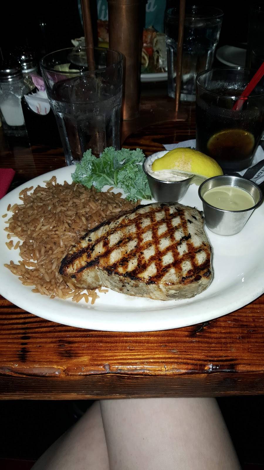 Chucks of Hawaii | restaurant | 3888 State St, Santa Barbara, CA 93105, USA | 8056874417 OR +1 805-687-4417