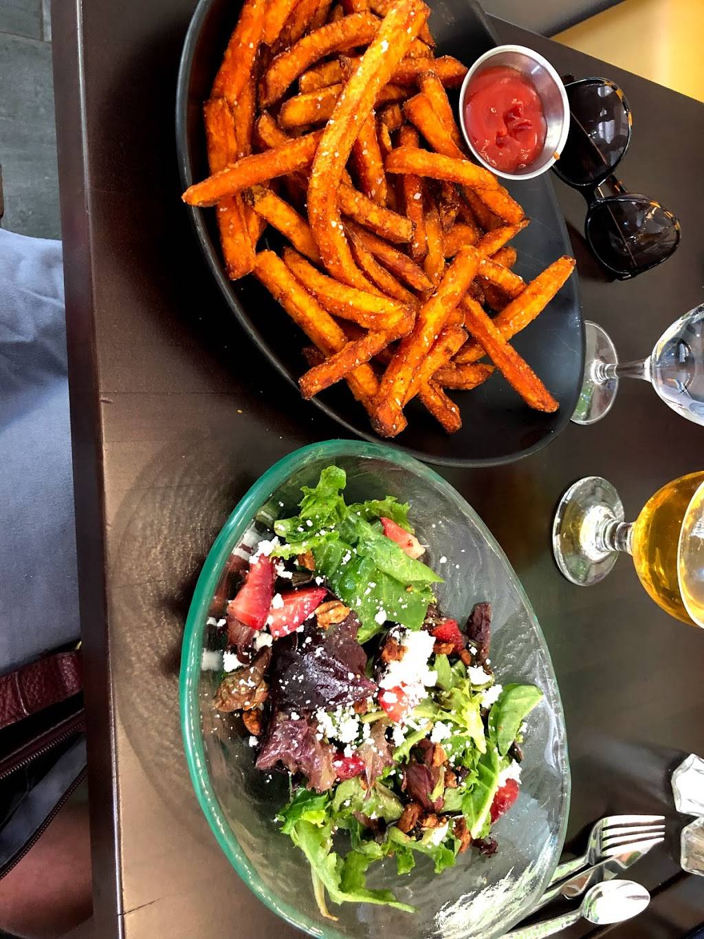 Meekers: A Colorado Kitchen & Bar | restaurant | 919 7th St, Greeley, CO 80631, USA | 9703531883 OR +1 970-353-1883