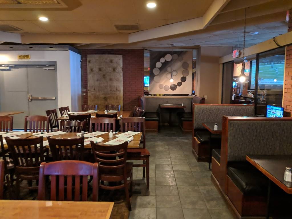 Barry Dyngles Pub | restaurant | 1601 S Raccoon Rd, Youngstown, OH 44515, USA | 3302594788 OR +1 330-259-4788