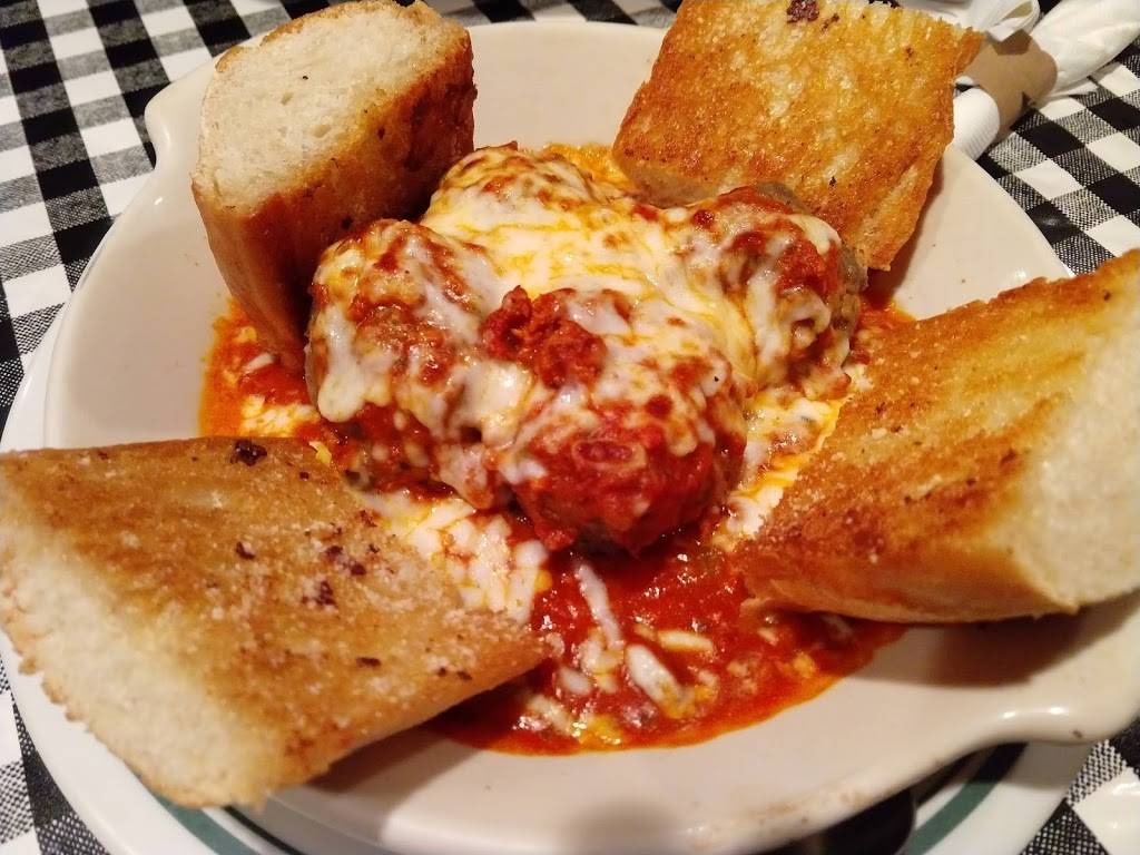 Buddys Pizza | restaurant | 17125 Conant St, Detroit, MI 48212, USA | 3138929001 OR +1 313-892-9001