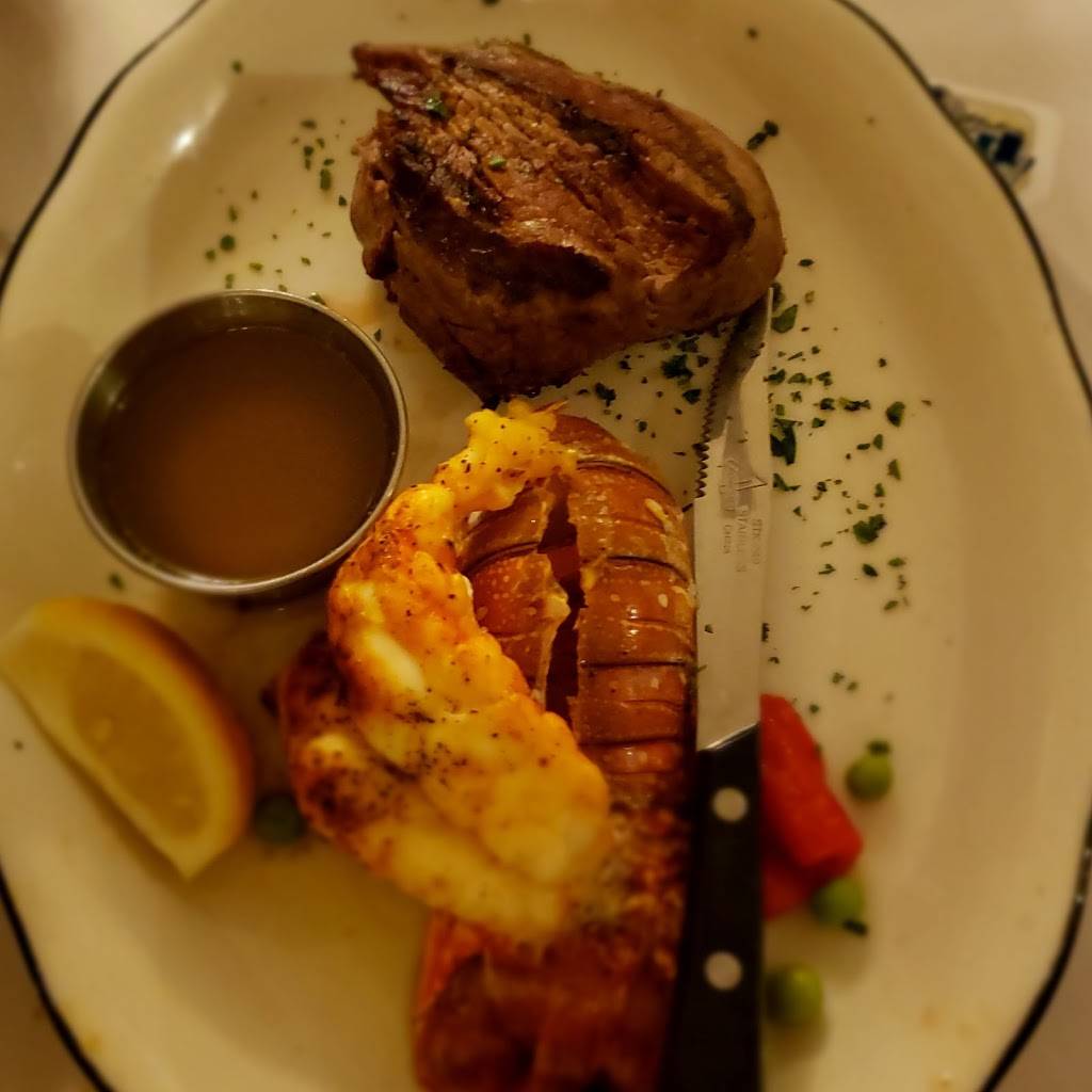 Real Madrid | restaurant | 2075 Forest Ave, Staten Island, NY 10303, USA | 7184477885 OR +1 718-447-7885